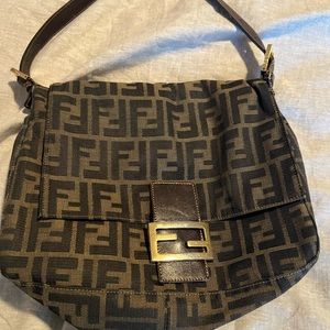 Fendi Zucca Mama Baguette Tobacco